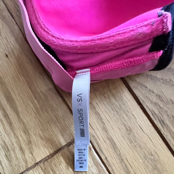 VSX - Sport - Padded Sports Bra - Picture 2 of 7